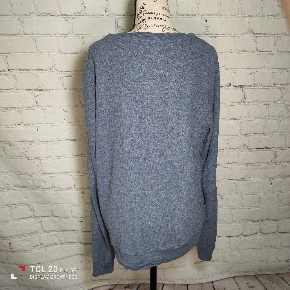 WILDFOX Soft Brushed Beach Bunny V-Neck Jumper Top Teal NEW - Picture 4 of 8